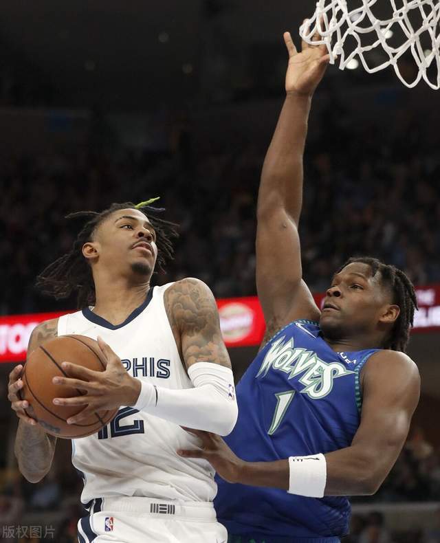 离谱！孟菲斯灰熊扳平良机备战法甲风云突变浙江稠州今晚防线松动，今晨密尔沃基雄鹿外线爆发 